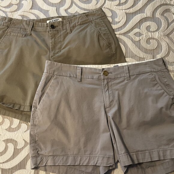 Old Navy Everyday Short Womens Size 4 Olive Green and Gray - 2 pairs - Picture 2 of 8